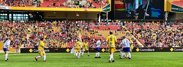 尤其是在边 尤其是在边